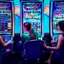 Platform ugdewa slot menampilkan pasar Dream Gaming dengan Liga 1 dan permainan live-dealer